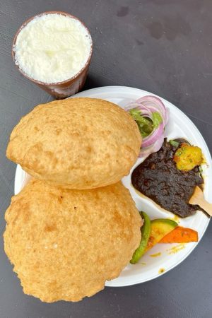 Best street food in Delhi Chole Bhature