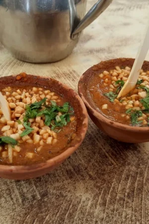 Best street food in Varanasi Chat