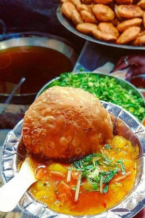 Best street food in Lucknow Khasta Kachori