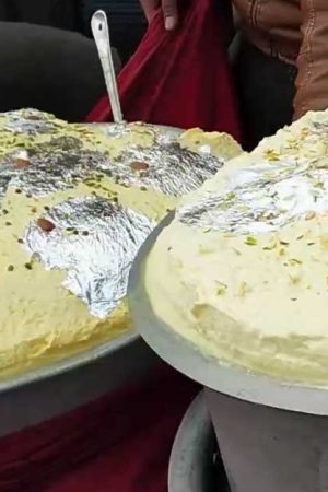 Best street food in Lucknow Makhan Malai