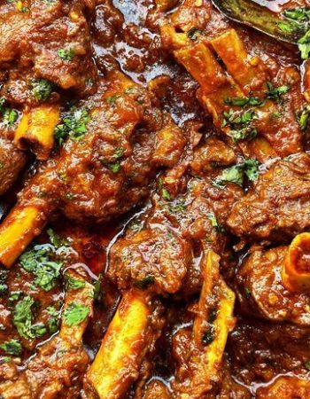 Best street food in Kolkata Mutton Rezala