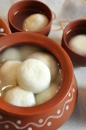 Best street food in Jaipur Special Rasgulla